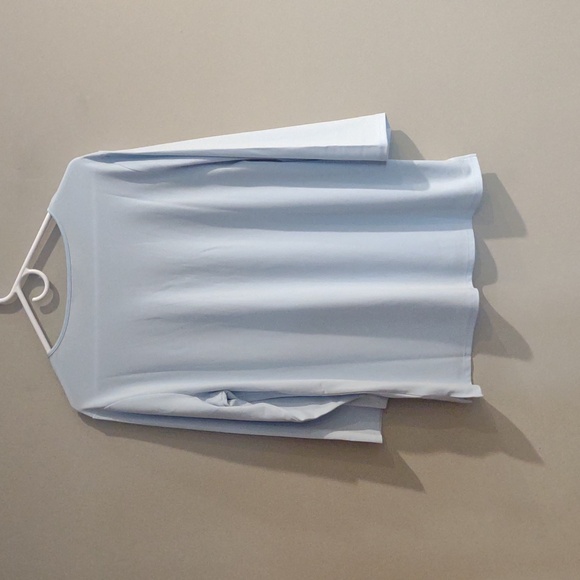 Banana Republic Women's Large Light Blue V-Neck 3/4 Sleeve Blouse - Picture 4 of 6